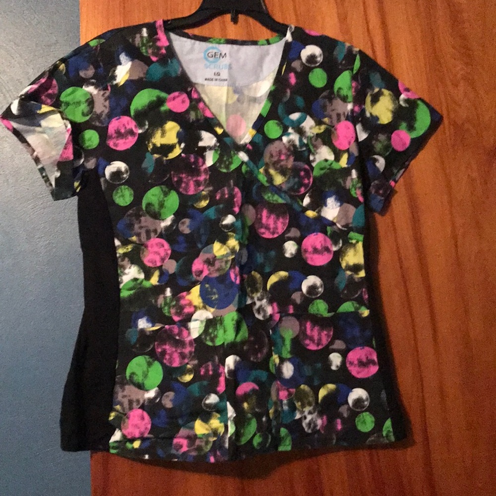 Scrub top large